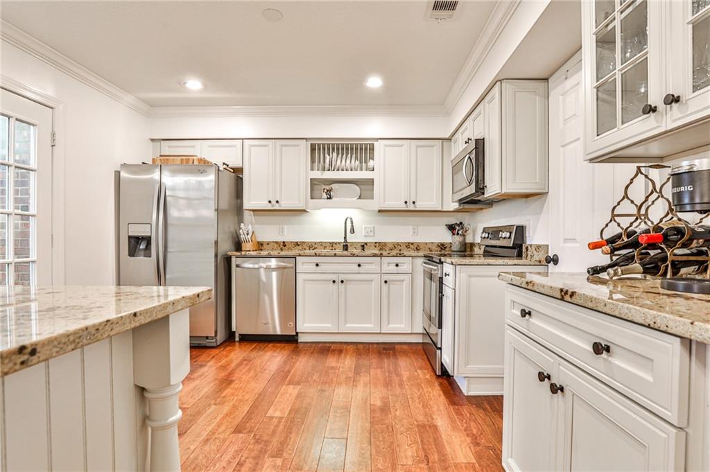 2 Pendleton Place NE