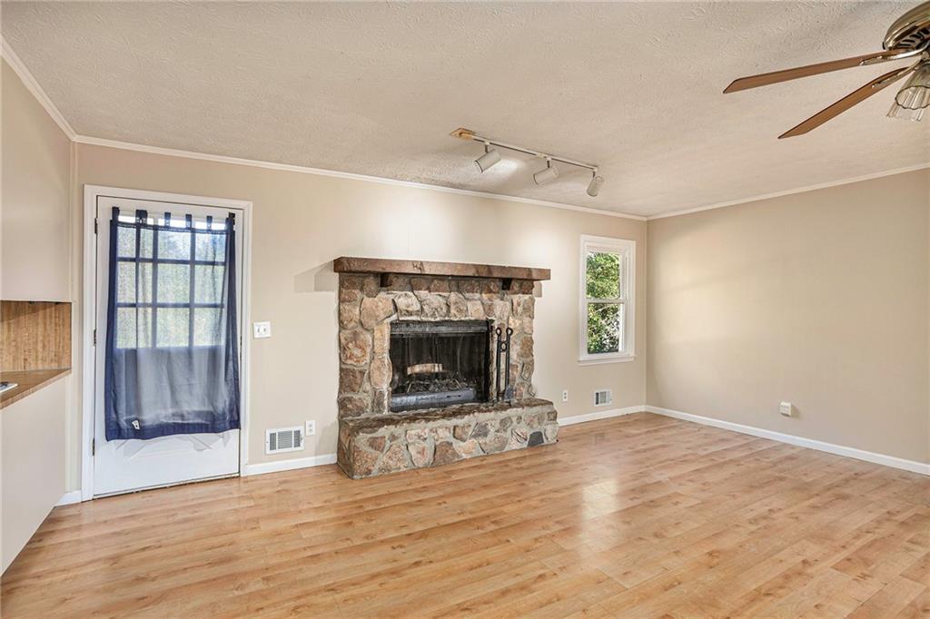 138 Pioneer Drive