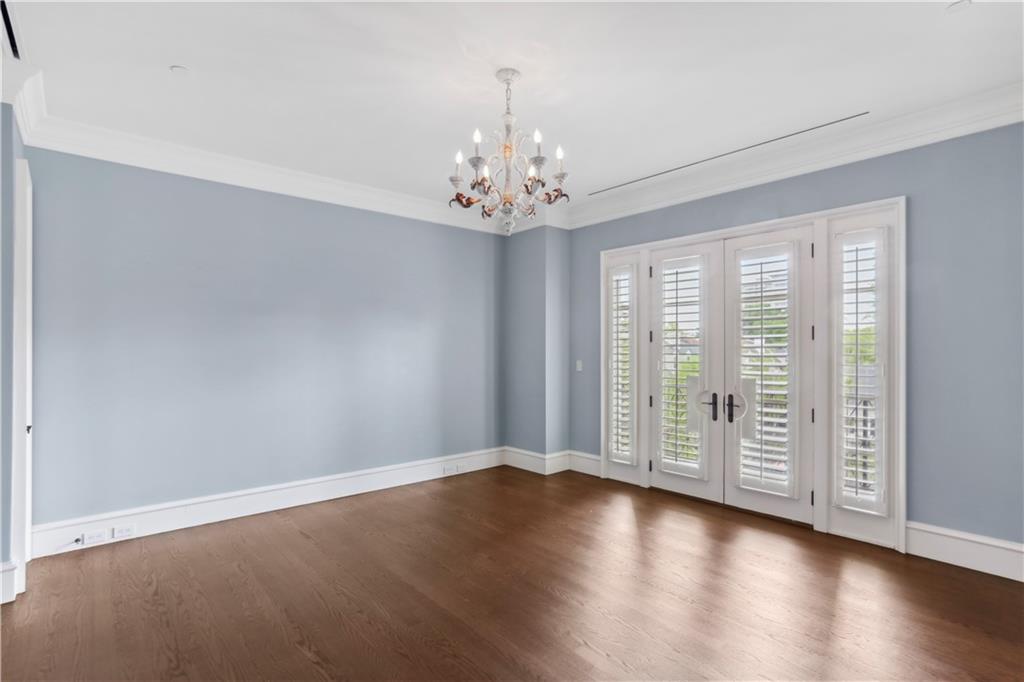 2724 Peachtree Road NW Unit 202