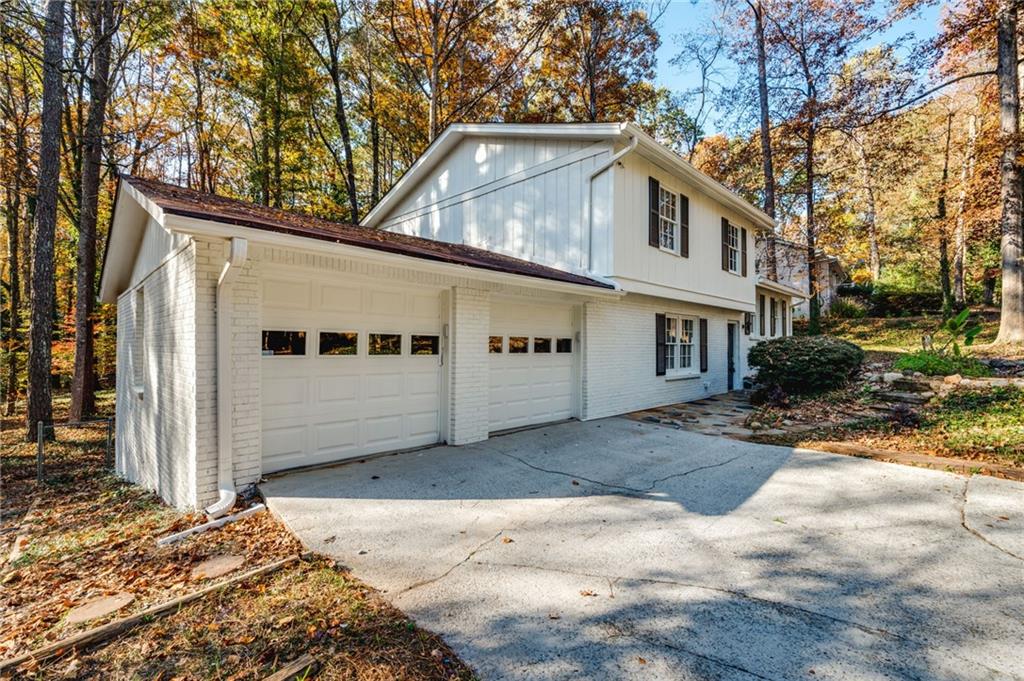 600 Autumn Lane