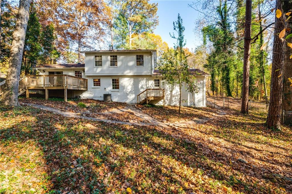 600 Autumn Lane