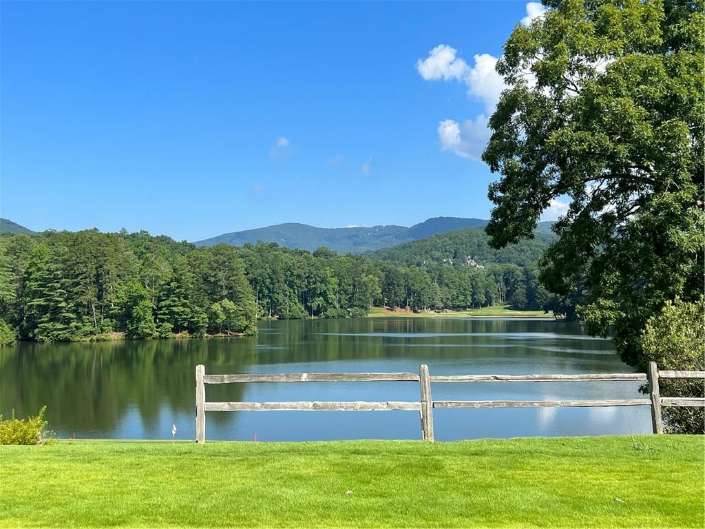 466 Sanderlin Mountain Drive