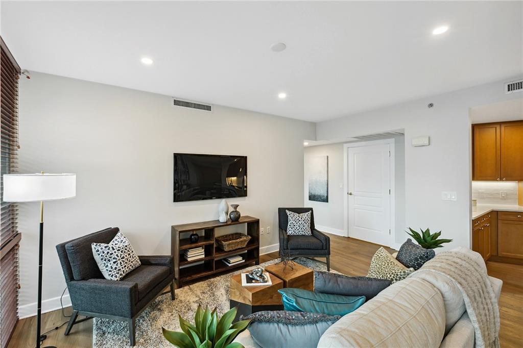 700 Park Regency Place Unit 1806