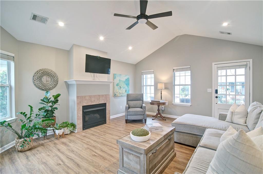218 Rose Cottage Drive