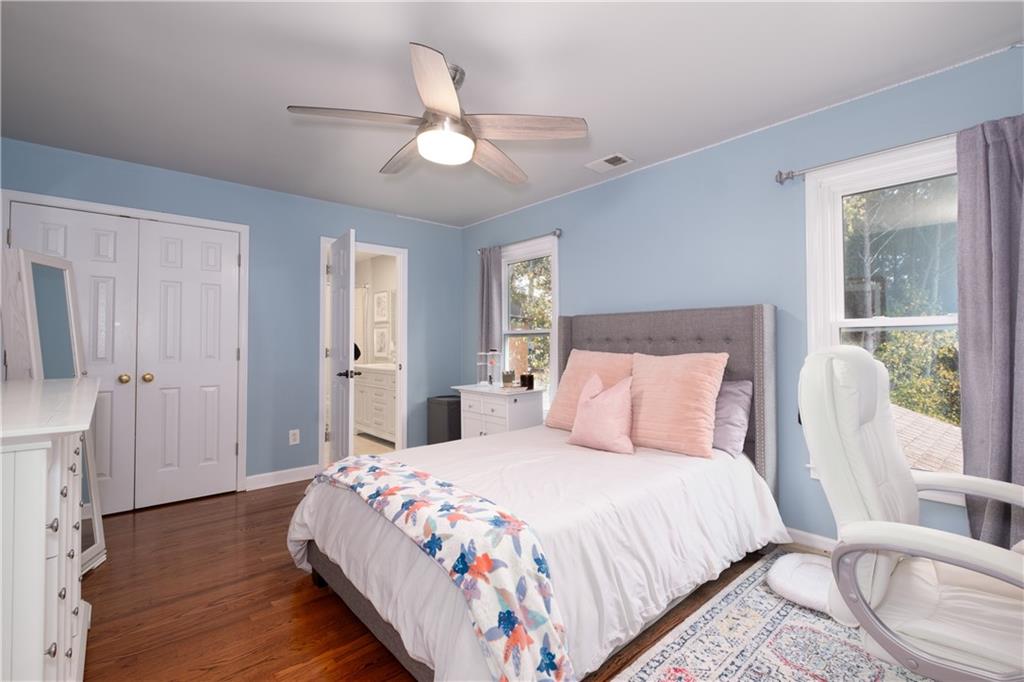 2774 Riderwood Lane NE