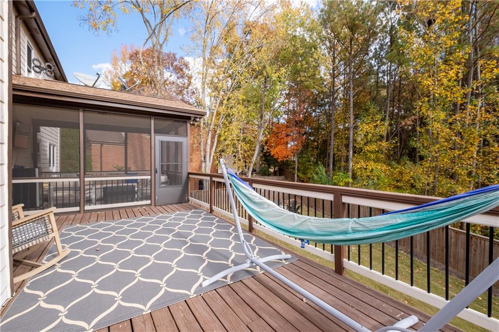 2774 Riderwood Lane NE