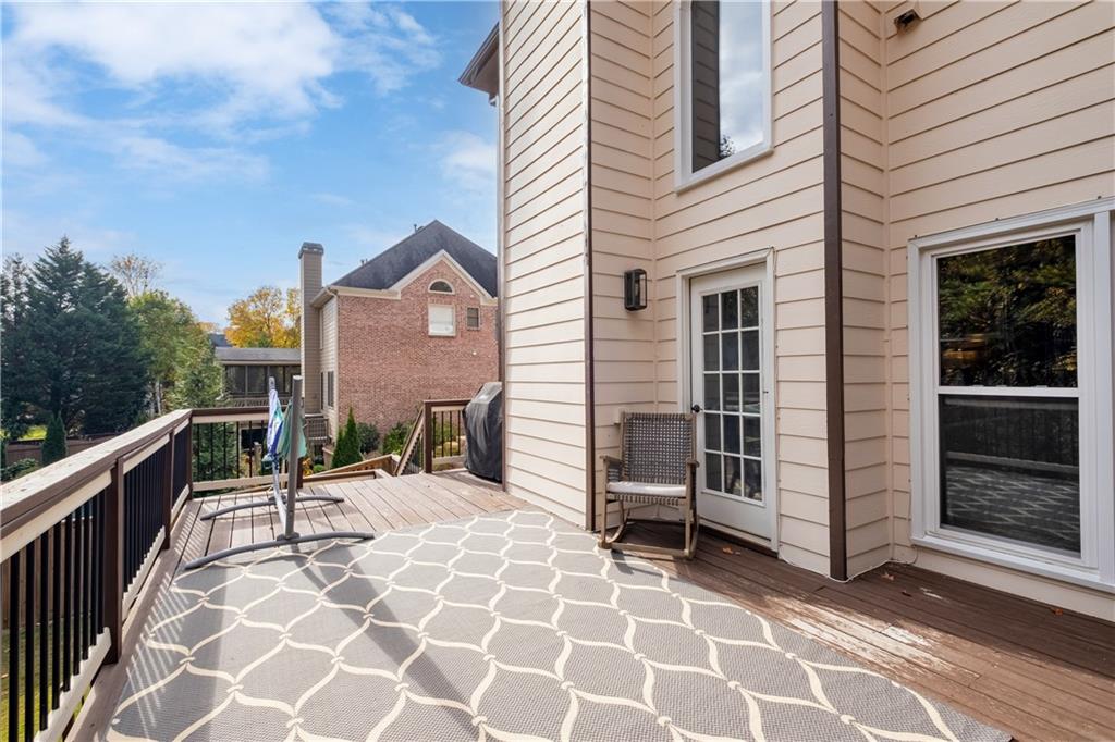 2774 Riderwood Lane NE