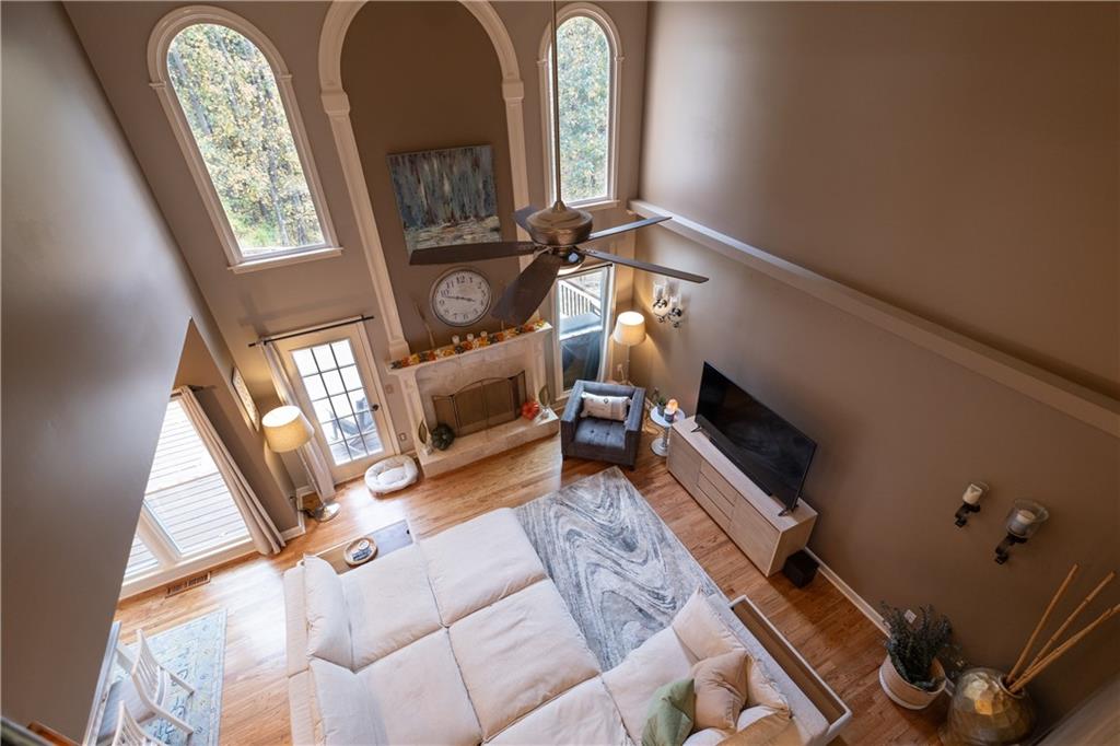 2774 Riderwood Lane NE