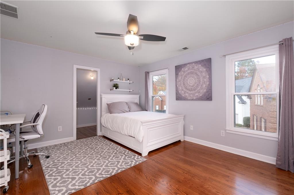 2774 Riderwood Lane NE