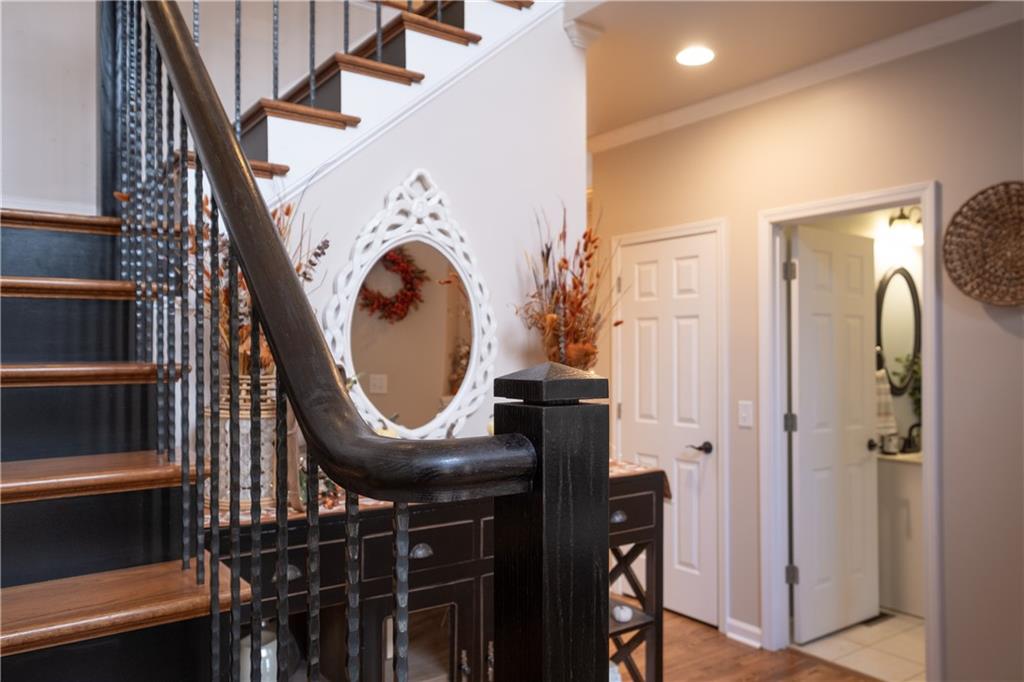 2774 Riderwood Lane NE