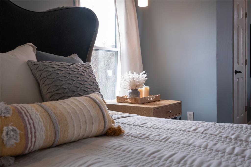 2774 Riderwood Lane NE