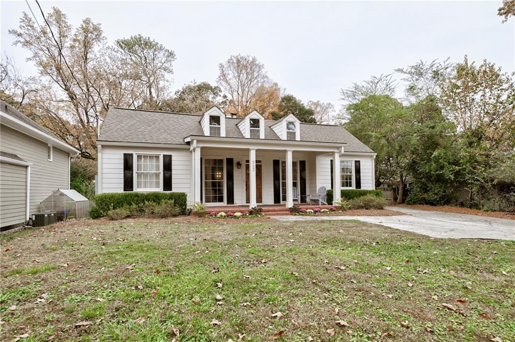 563 Collier Road NW
