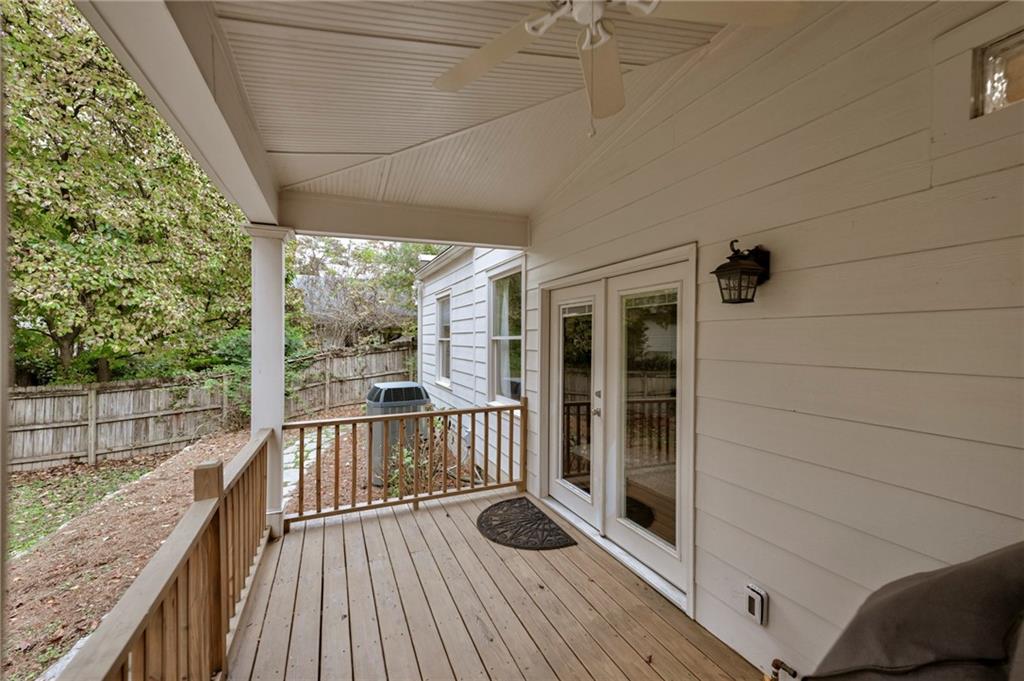 563 Collier Road NW