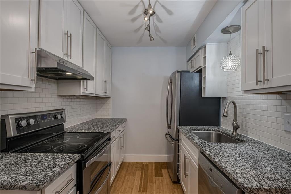 249 Triumph Drive NW