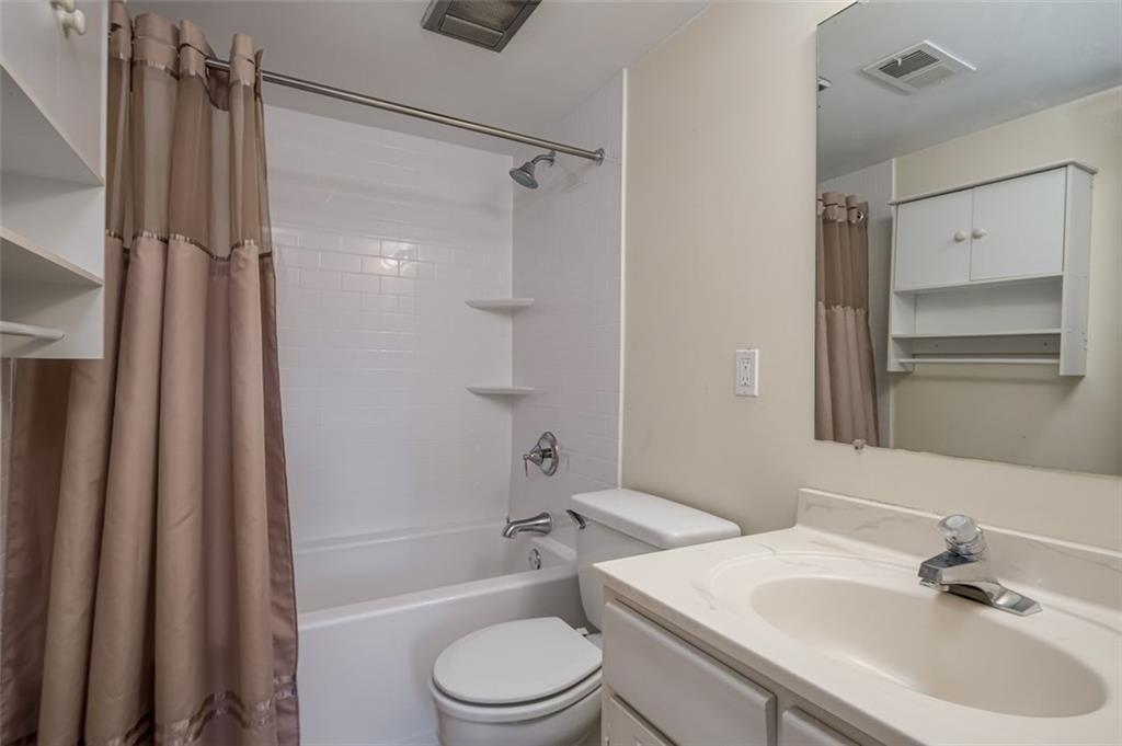 249 Triumph Drive NW