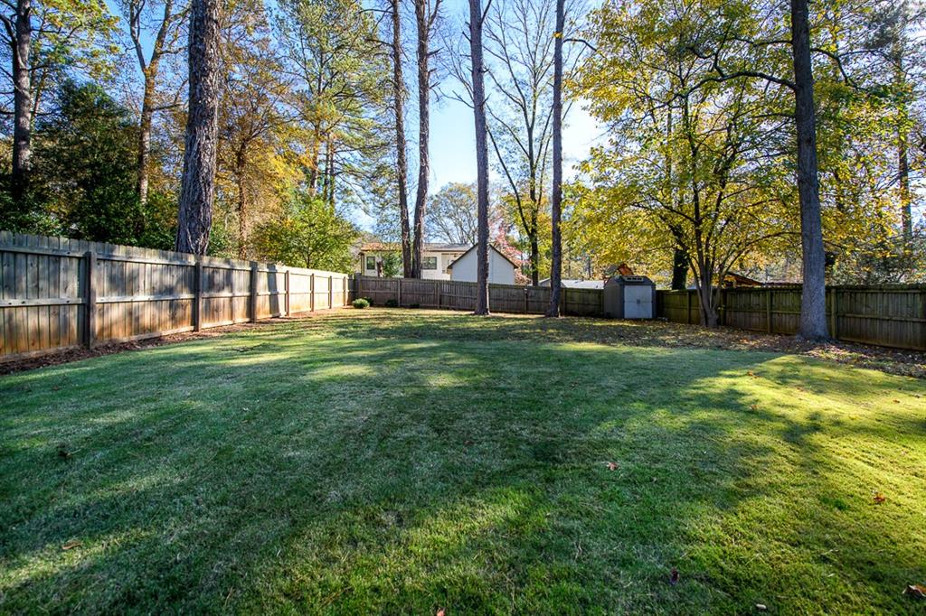 1525 Deerwood Drive