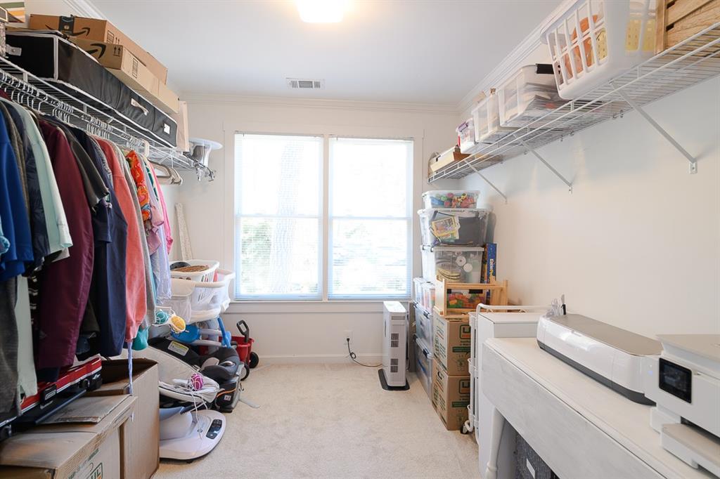 1525 Deerwood Drive