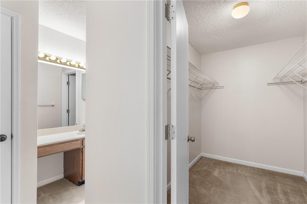 3437 Ivys Walk