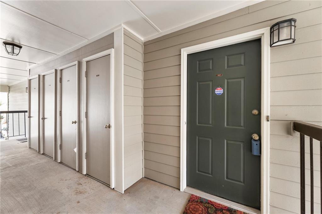 3437 Ivys Walk