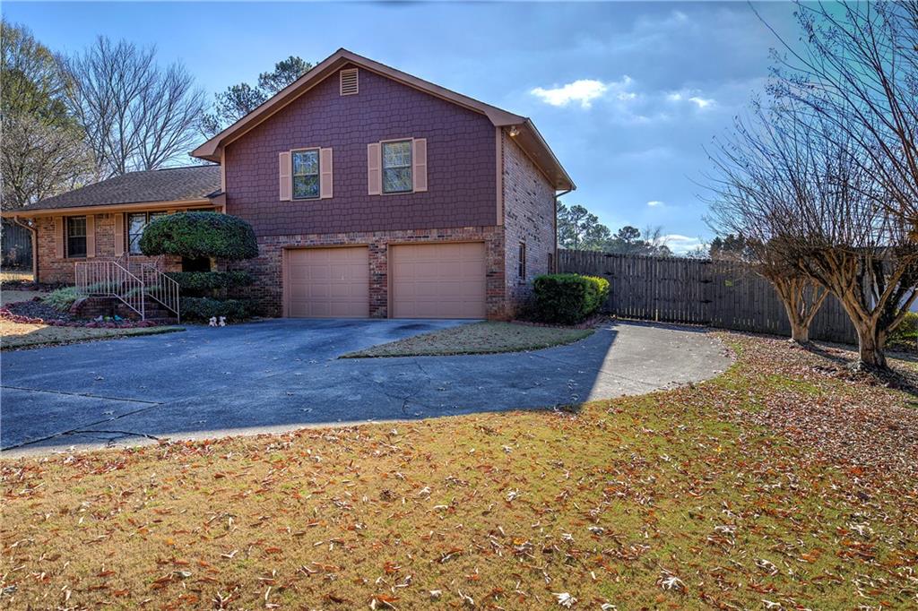 37 Skyview Circle