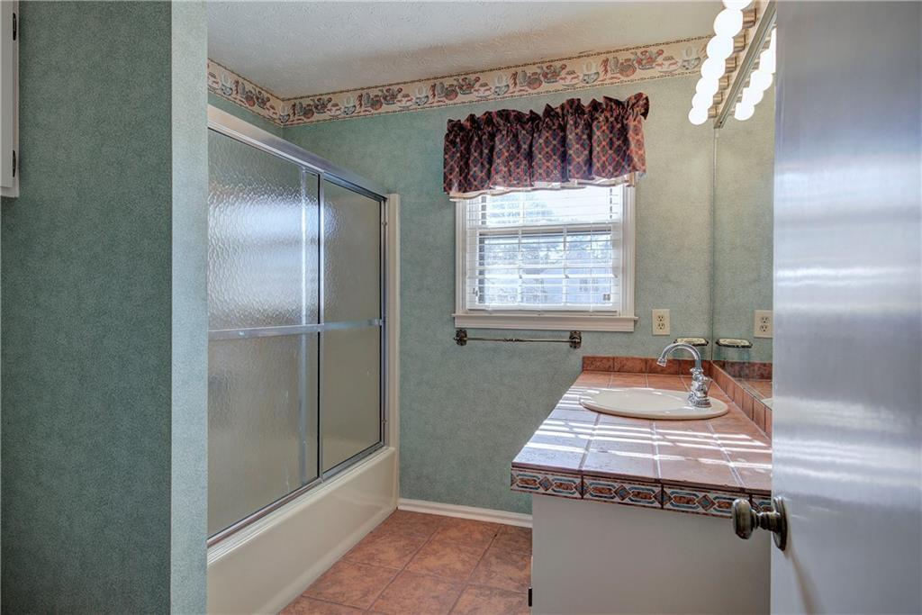 37 Skyview Circle