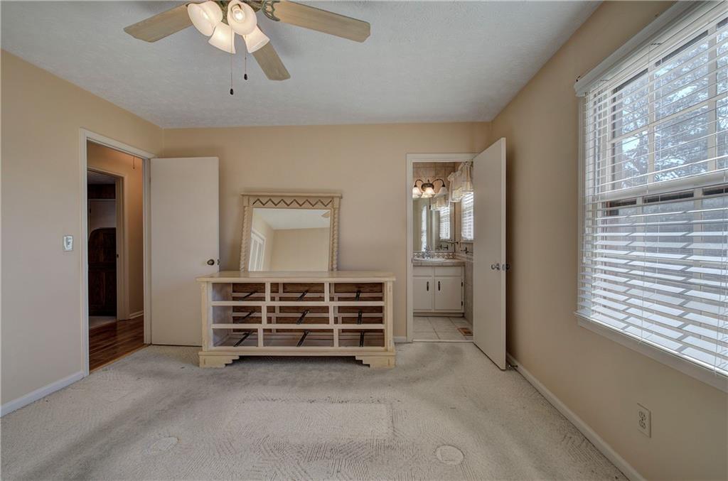 37 Skyview Circle