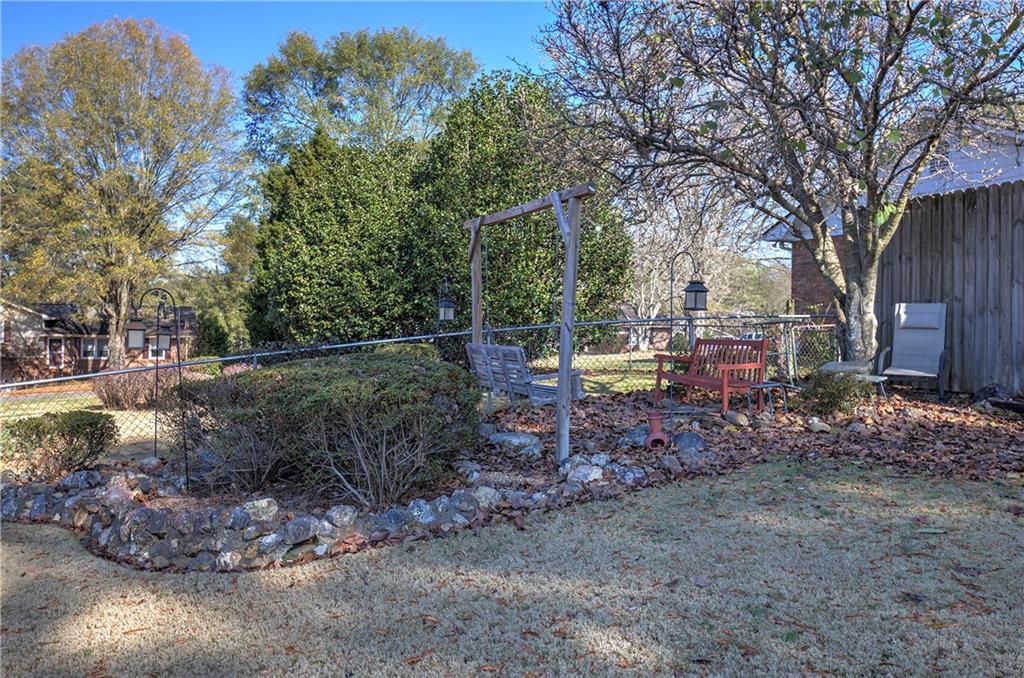 37 Skyview Circle