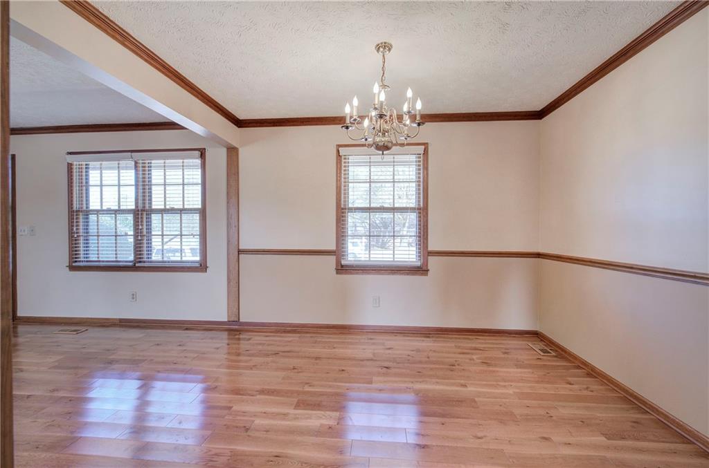 37 Skyview Circle