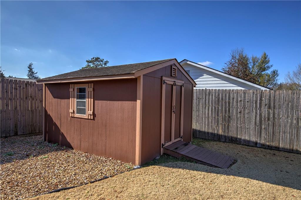37 Skyview Circle