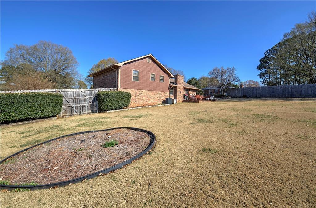 37 Skyview Circle
