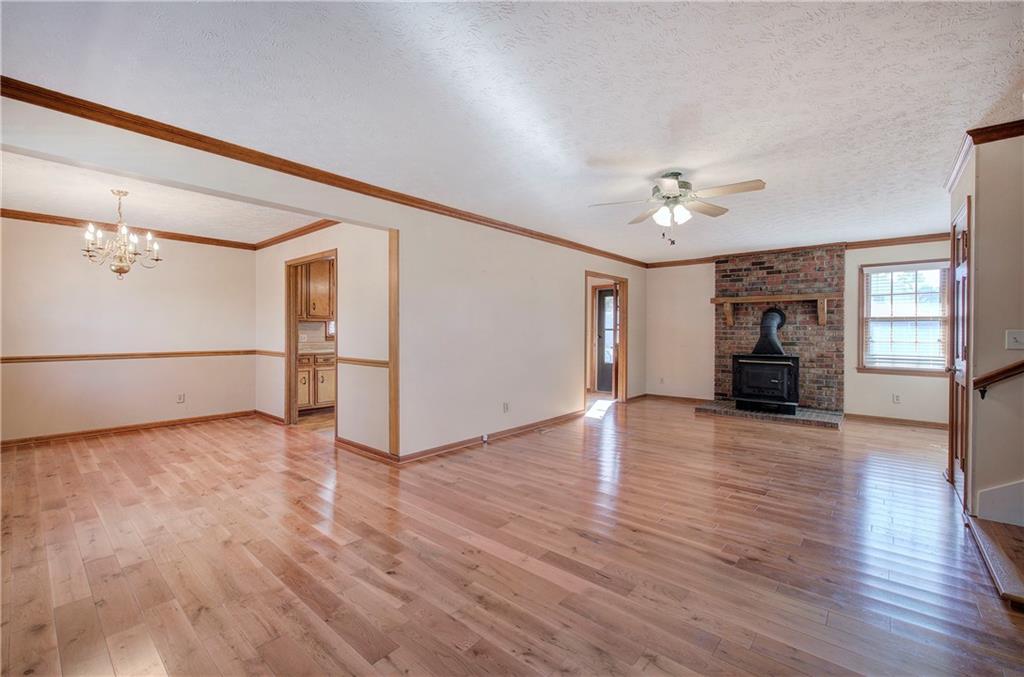 37 Skyview Circle