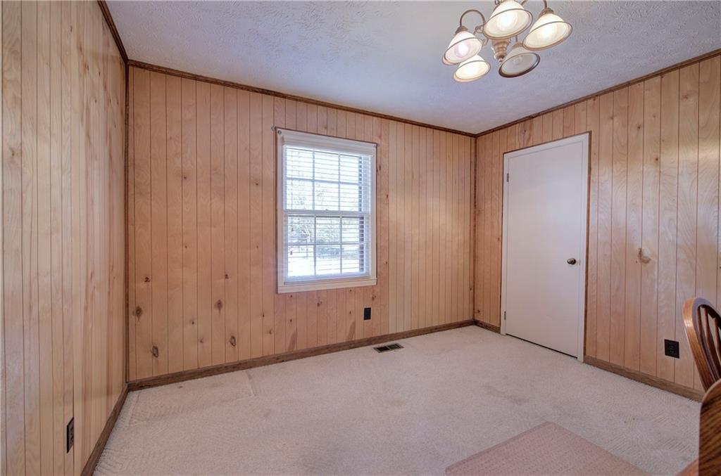 37 Skyview Circle
