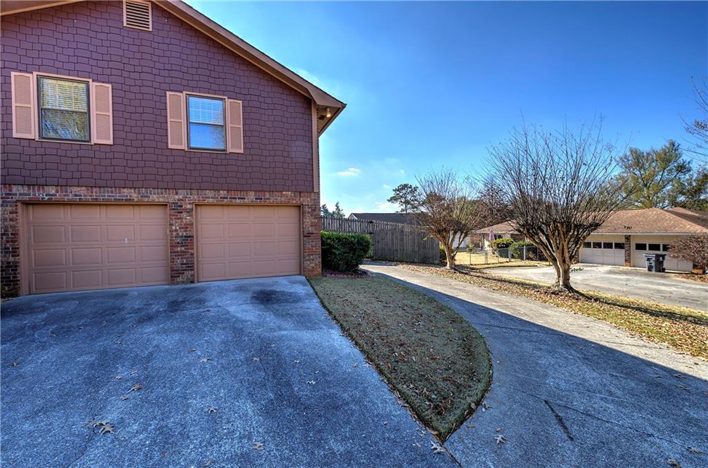 37 Skyview Circle