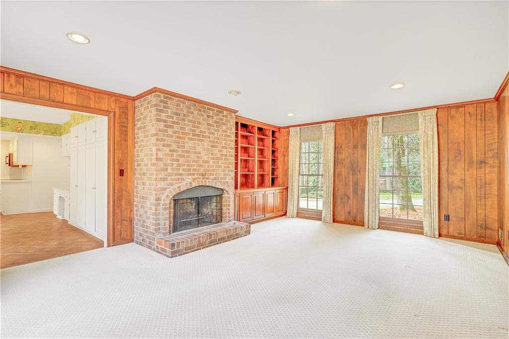 4975 Vernon Springs Drive