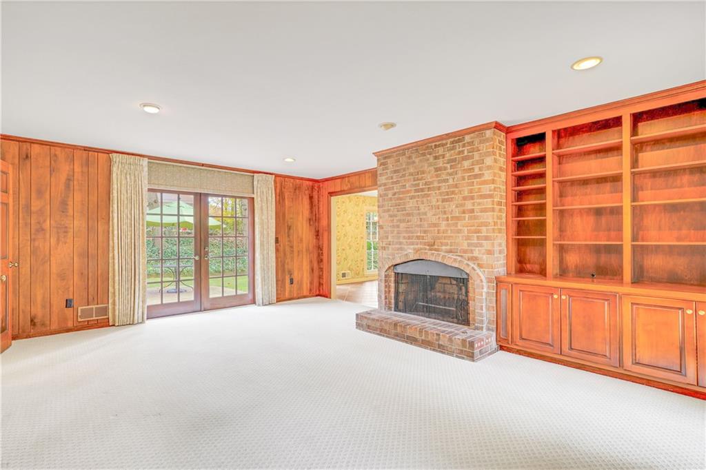 4975 Vernon Springs Drive