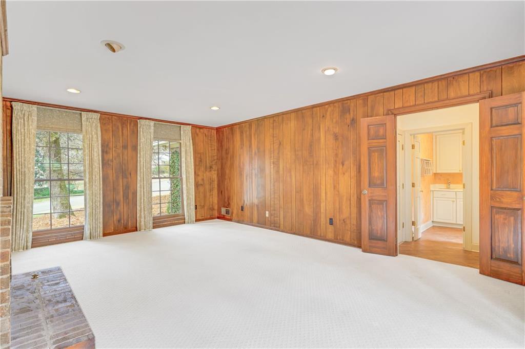 4975 Vernon Springs Drive