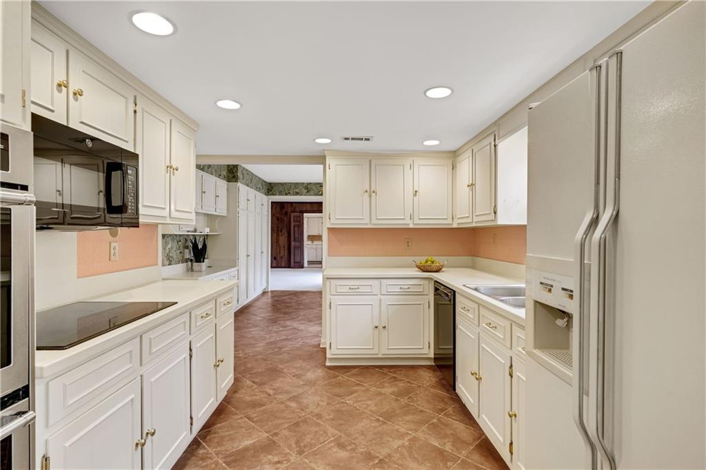 4975 Vernon Springs Drive