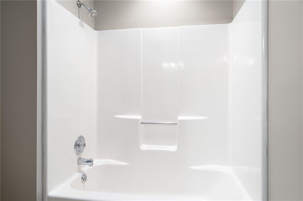 3265 WOODCLIFF Way