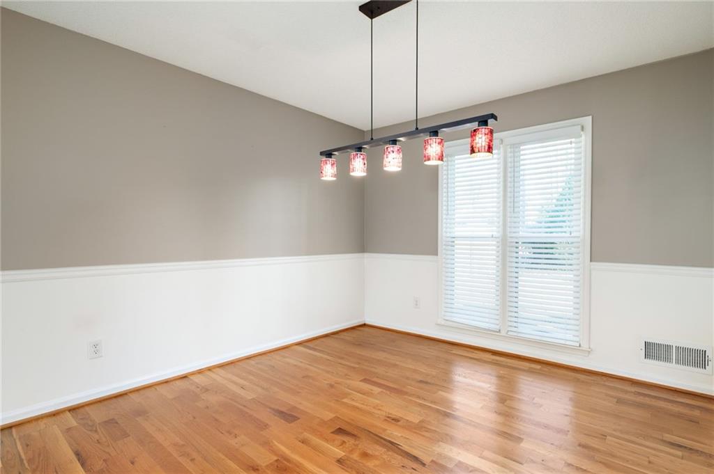 3265 WOODCLIFF Way