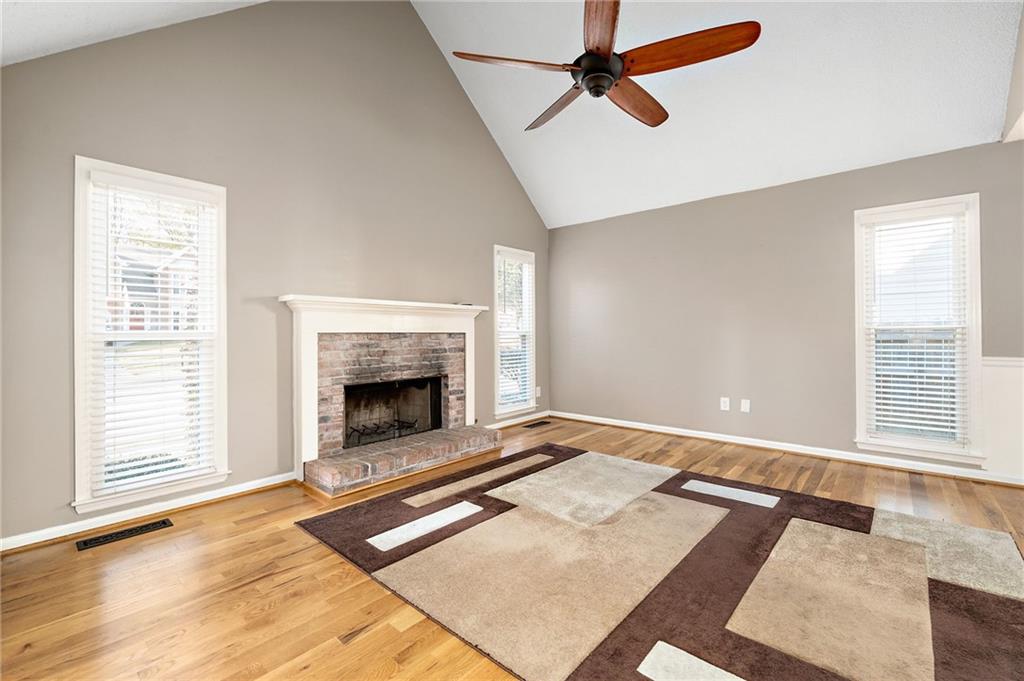 3265 WOODCLIFF Way