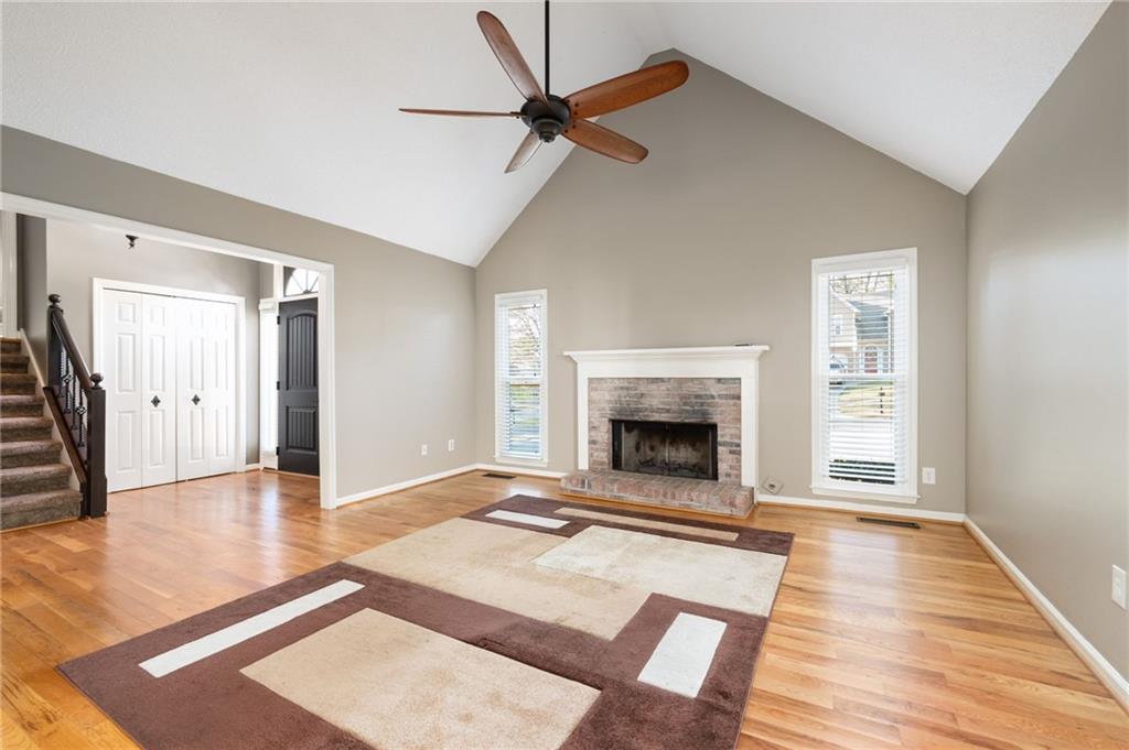 3265 WOODCLIFF Way