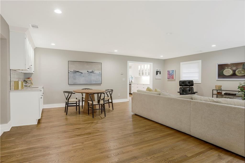 1344 Midlawn Drive