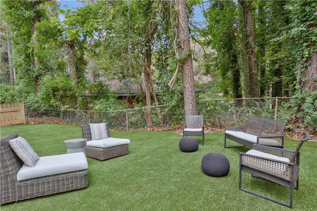 1344 Midlawn Drive