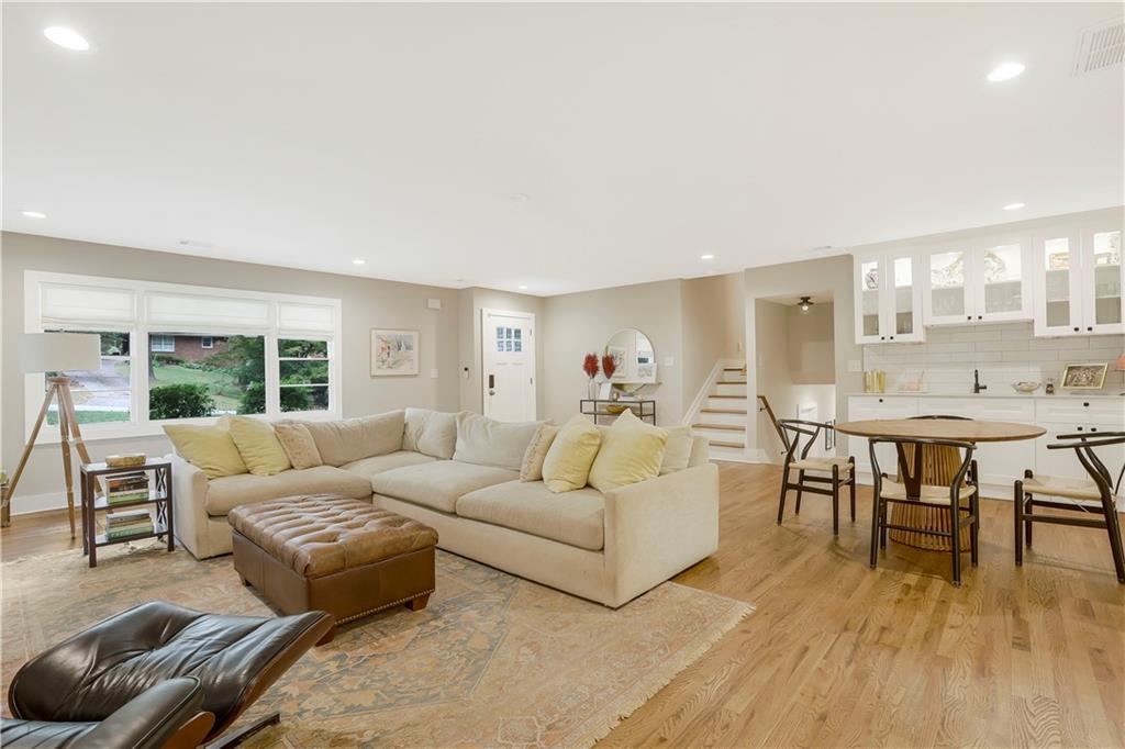 1344 Midlawn Drive