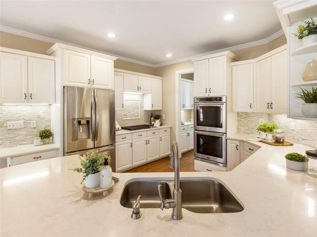 2120 Country Ridge Road
