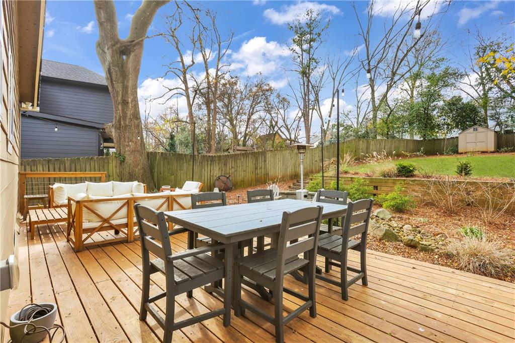 306 Rockyford Road NE