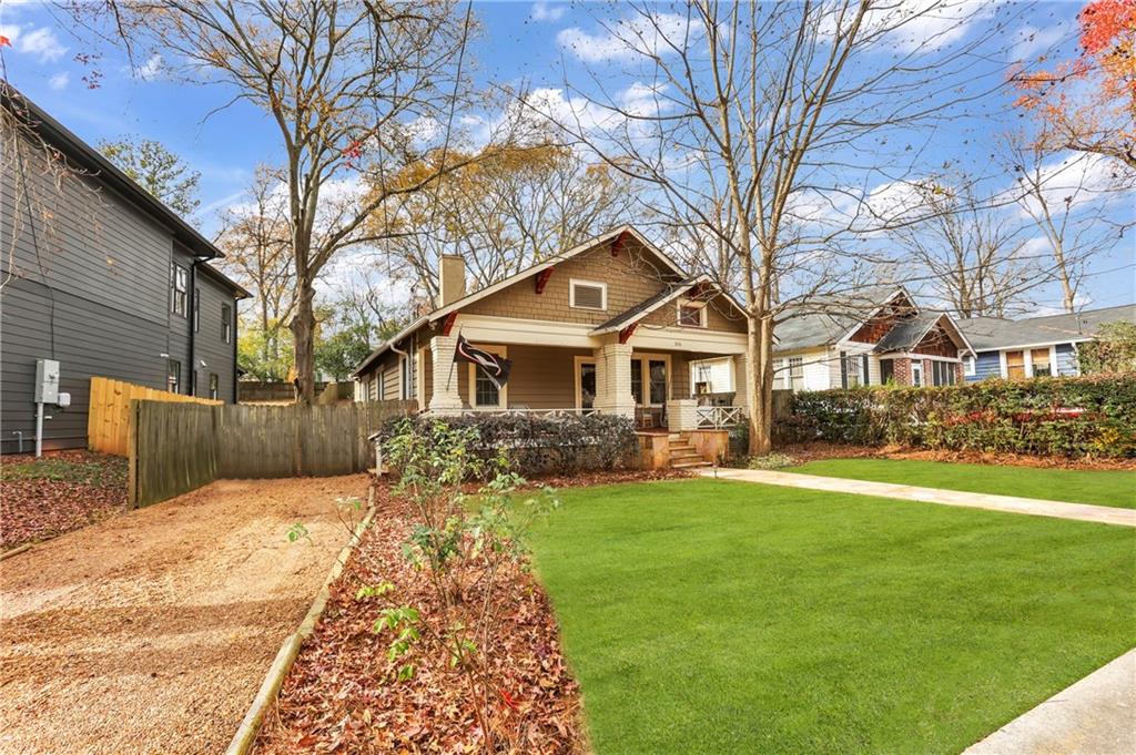 306 Rockyford Road NE