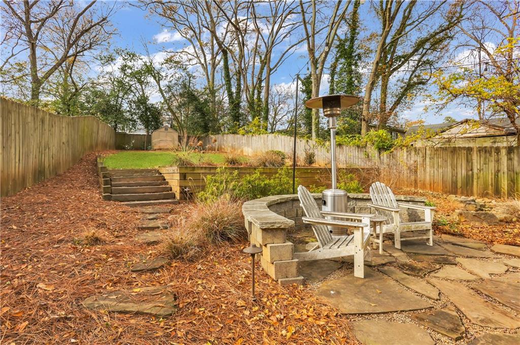 306 Rockyford Road NE