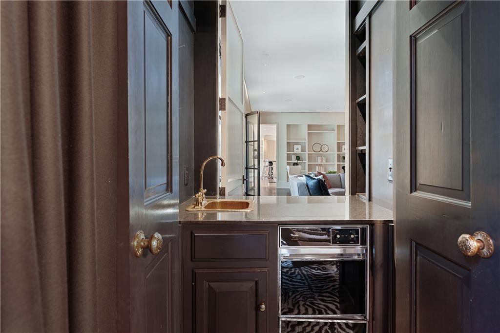 746 Conway Glen Drive