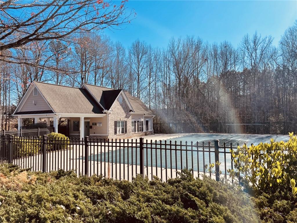 3035 Cross Creek Drive Unit 135